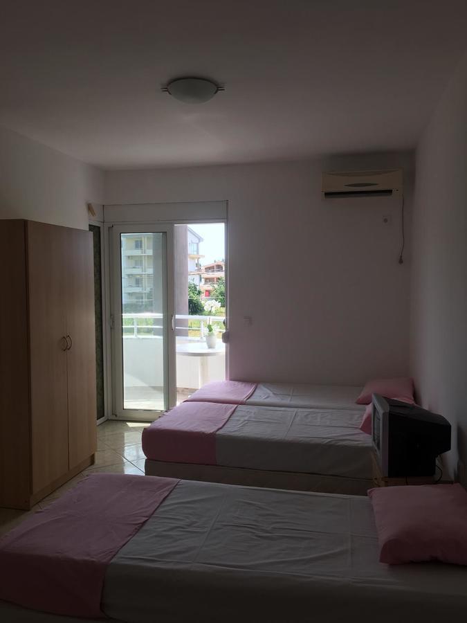Apartmani Agovic Ulcinj Exterior foto